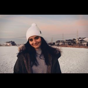 Meet your Posher, Sam